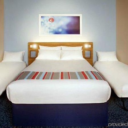 Travelodge Cameron Toll Hotel エディンバラ エクステリア 写真