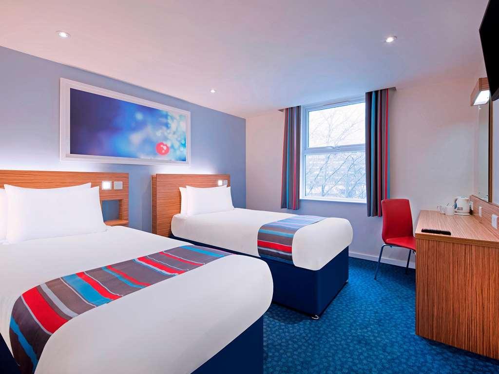 Travelodge Cameron Toll Hotel エディンバラ 部屋 写真