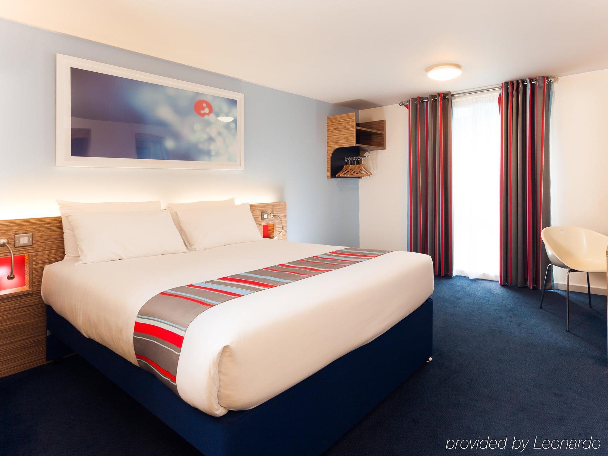 Travelodge Cameron Toll Hotel エディンバラ エクステリア 写真