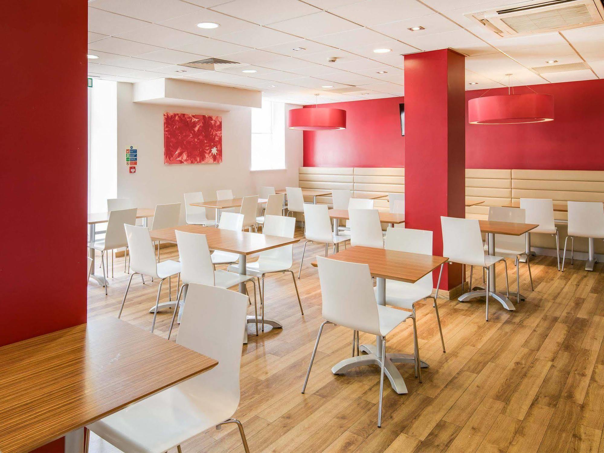 Travelodge Cameron Toll Hotel エディンバラ エクステリア 写真